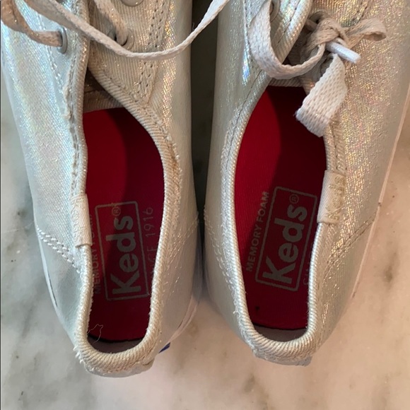 Metallic silver iridescent Keds - Picture 6 of 7